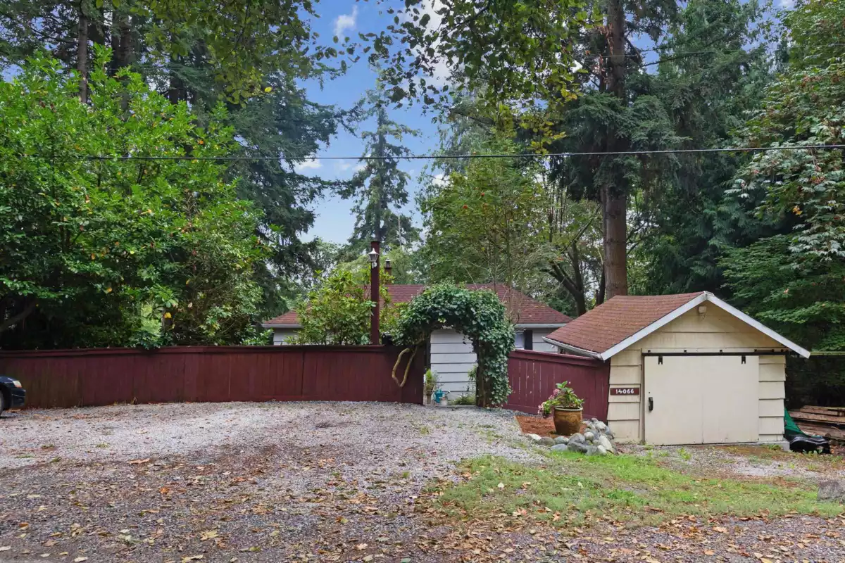 Dining Area Photo of 14066 Trites Road, Surrey, BC