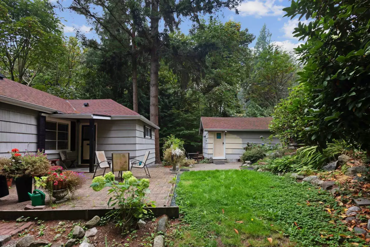 Living Room Photo of 14066 Trites Road, Surrey, BC