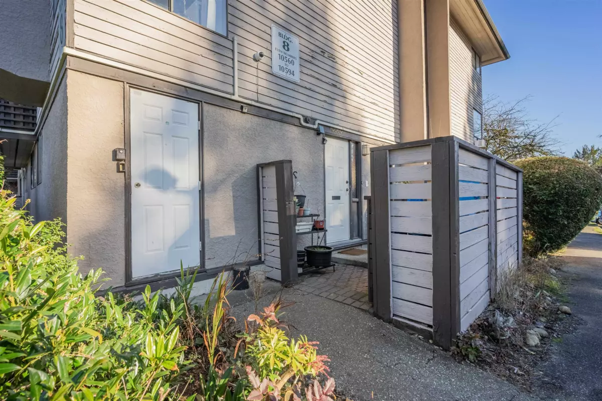 Exterior Rear Photo of 10560 Holly Park Lane, Surrey, BC