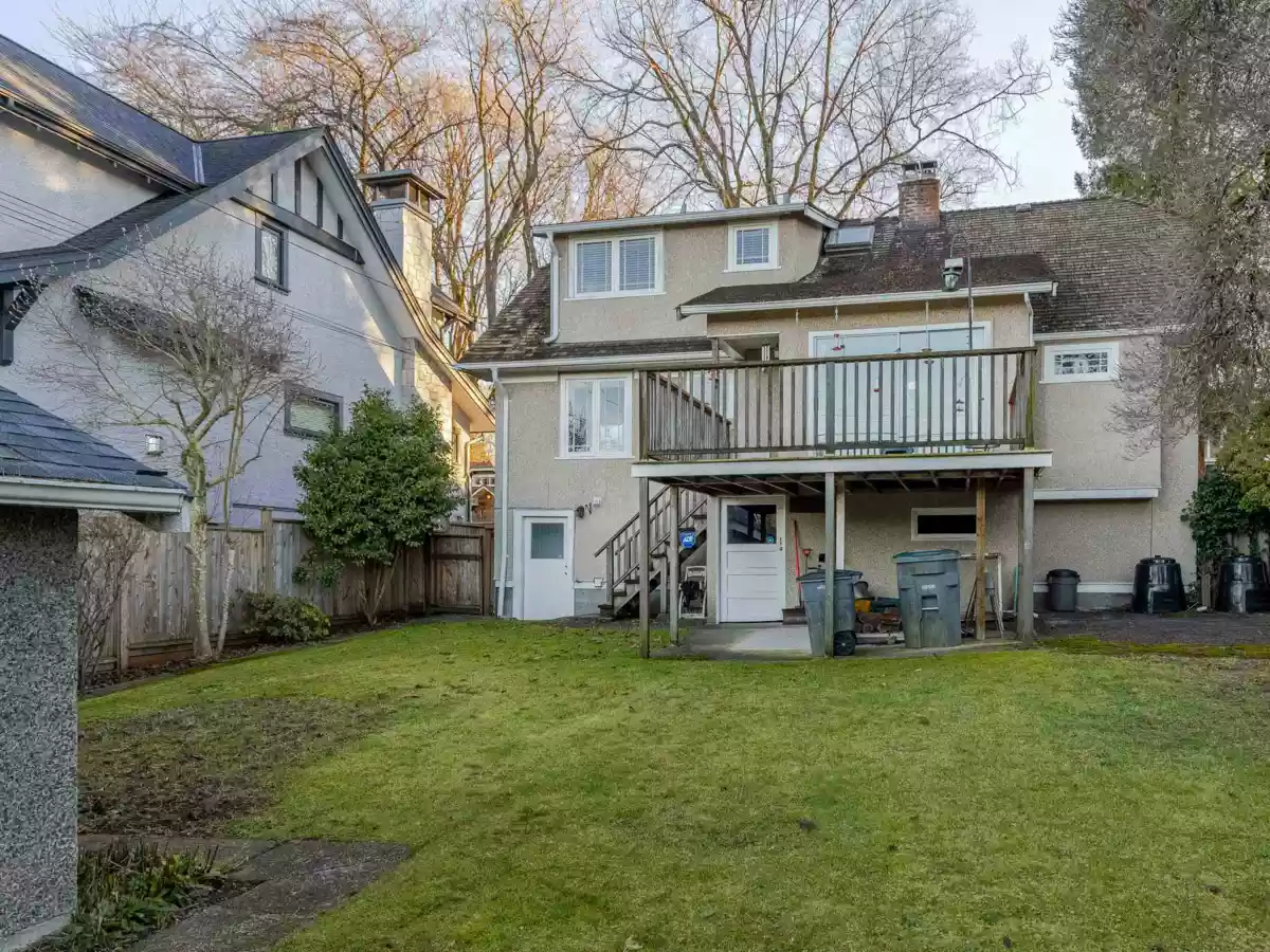 Family Room Photo of 3229 W 24th Avenue, Vancouver, BC