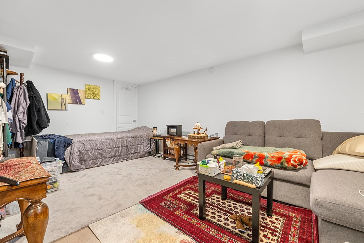 Hallway Photo of 3229 W 24th Avenue, Vancouver, BC