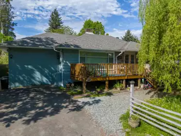 Breakfast Nook Photo of 22127 Cliff Avenue, Maple Ridge, BC