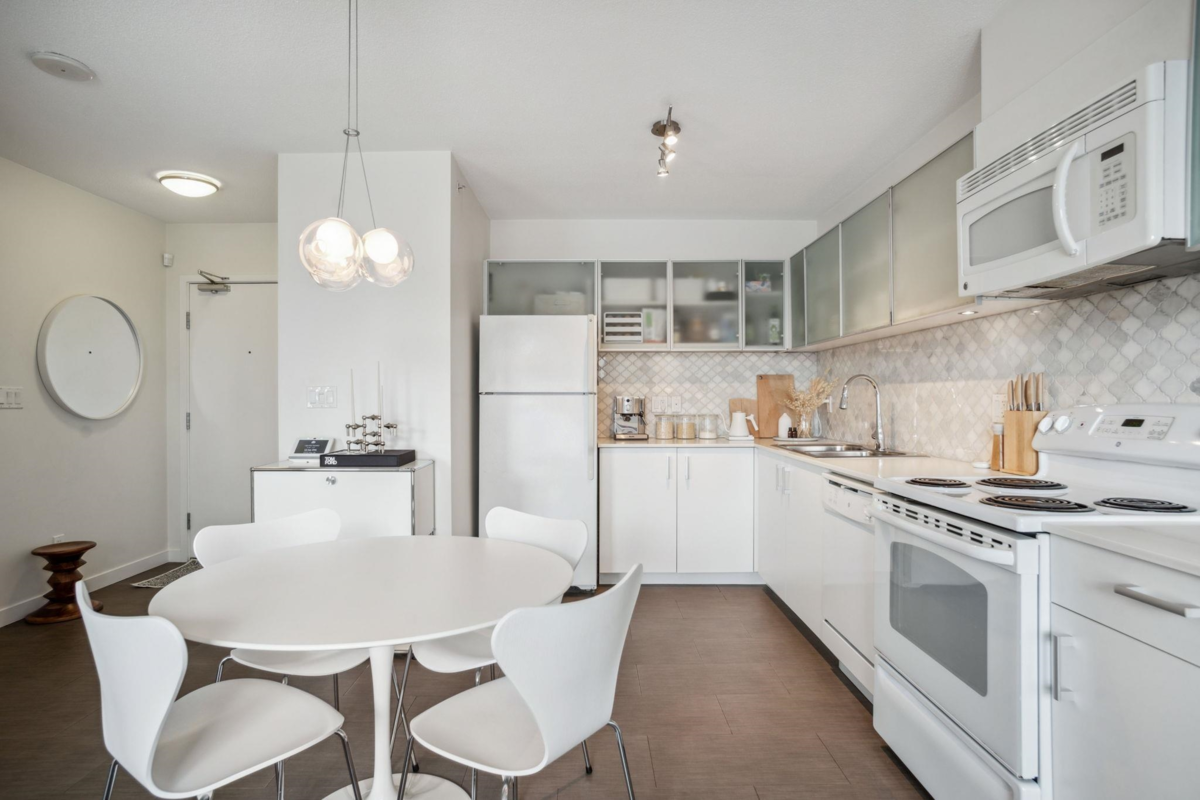 Bedroom 3 Photo of 809 66 W Cordova Street, Vancouver, BC