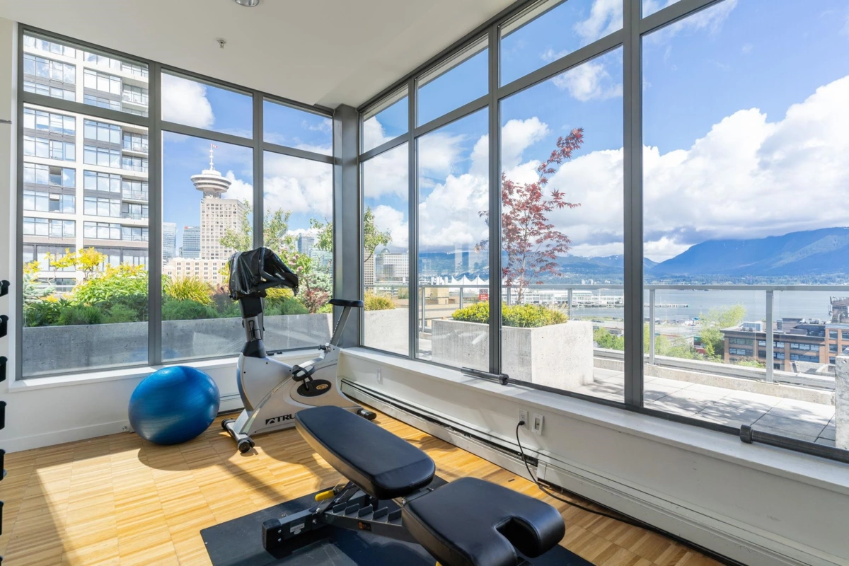 Outdoor Deck Photo of 809 66 W Cordova Street, Vancouver, BC