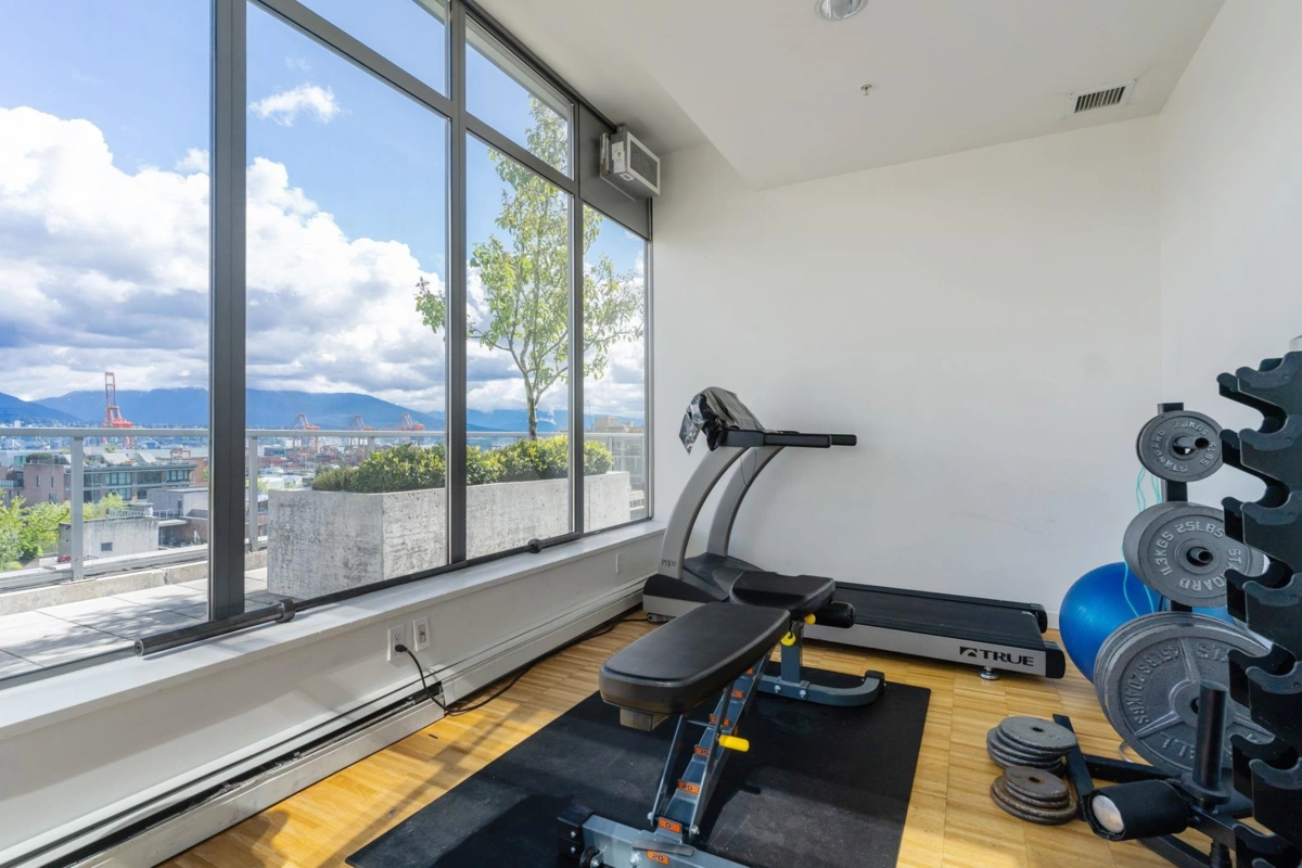 Outdoor Patio Photo of 809 66 W Cordova Street, Vancouver, BC