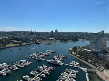 2602 1077 Marinaside Crescent, Vancouver, BC, Vancouver — Apartment/Condo for sale