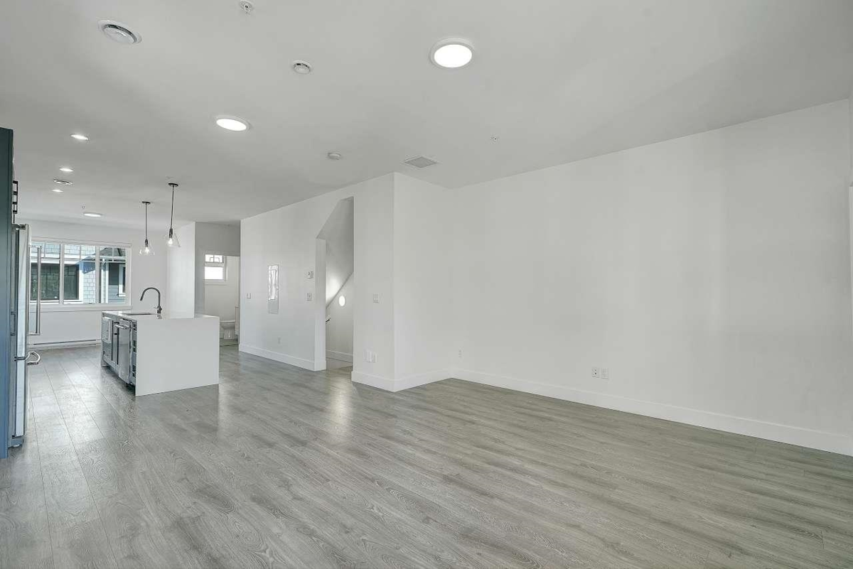Dining Area Photo of 9 769 Ota Avenue, New Westminster, BC