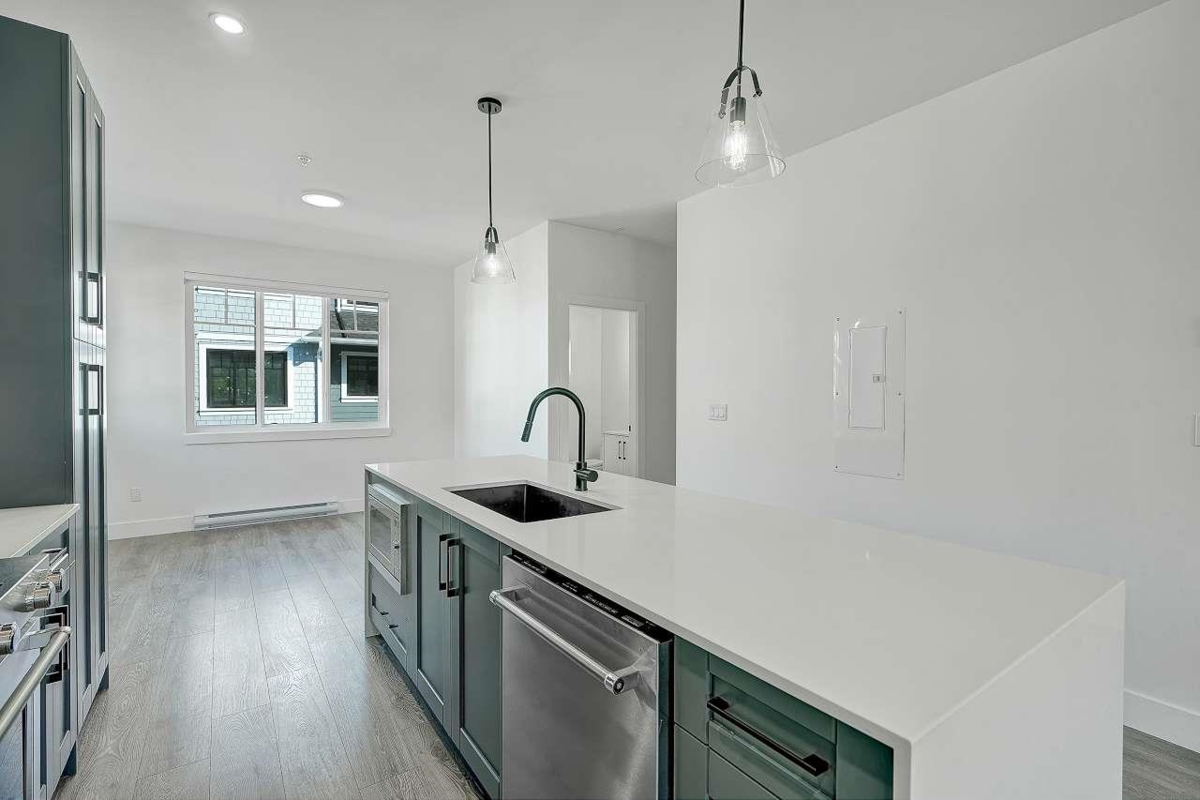 Living Room Photo of 9 769 Ota Avenue, New Westminster, BC