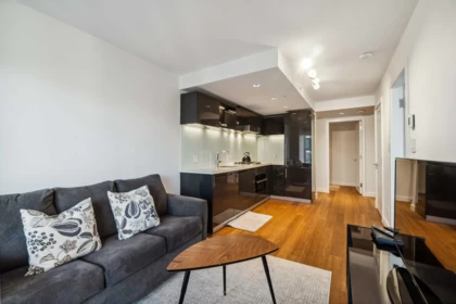 2807 777 Richards Street, Vancouver, BC, Vancouver — Apartment/Condo for sale