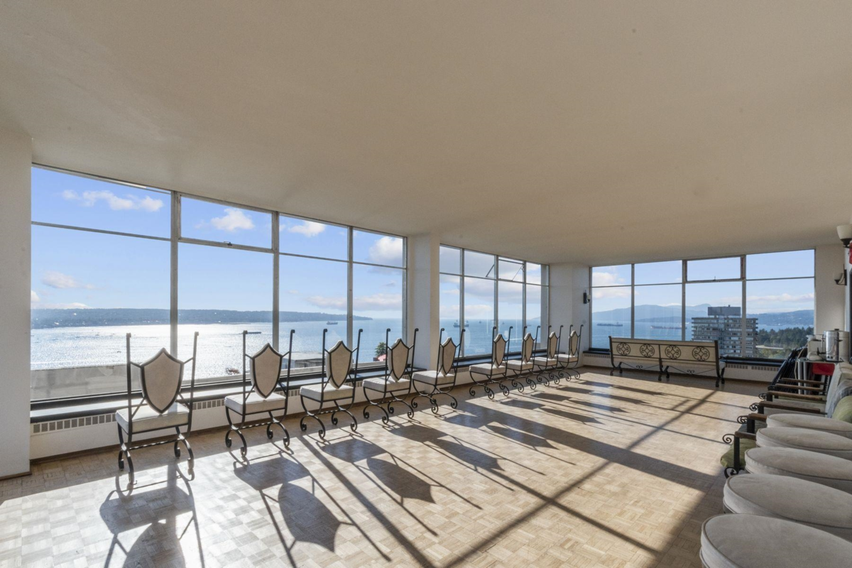 Backyard Photo of 1850 Comox Street, Vancouver, BC