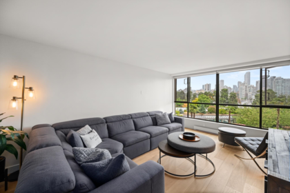309 1490 Pennyfarthing Drive, Vancouver, BC, Vancouver — Apartment/Condo for sale
