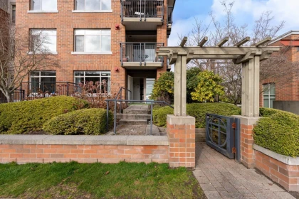 113 9199 Tomicki Avenue, Richmond, BC, Richmond — Apartment/Condo for sale