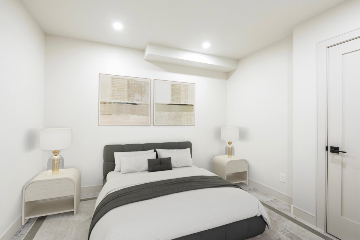 Garden / Landscaping Photo of 2050 Westdean Crescent, West Vancouver, BC