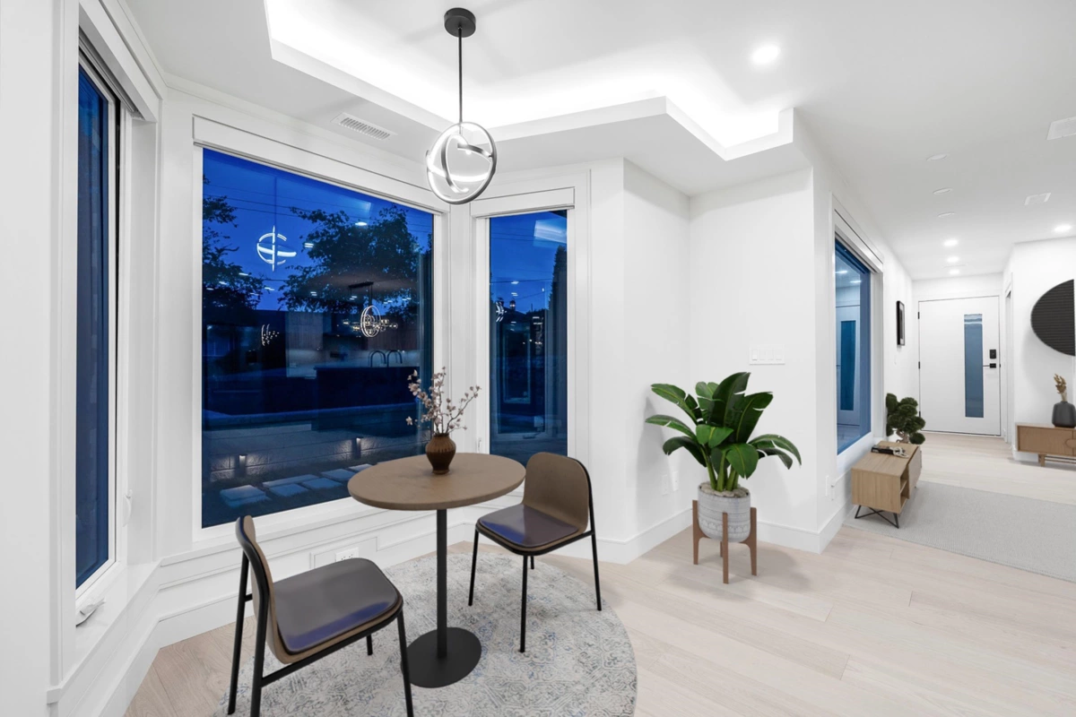 Guest Bathroom Photo of 2050 Westdean Crescent, West Vancouver, BC