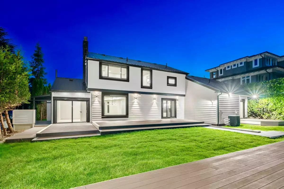 Neighborhood Park Photo Near 2050 Westdean Crescent, West Vancouver, BC