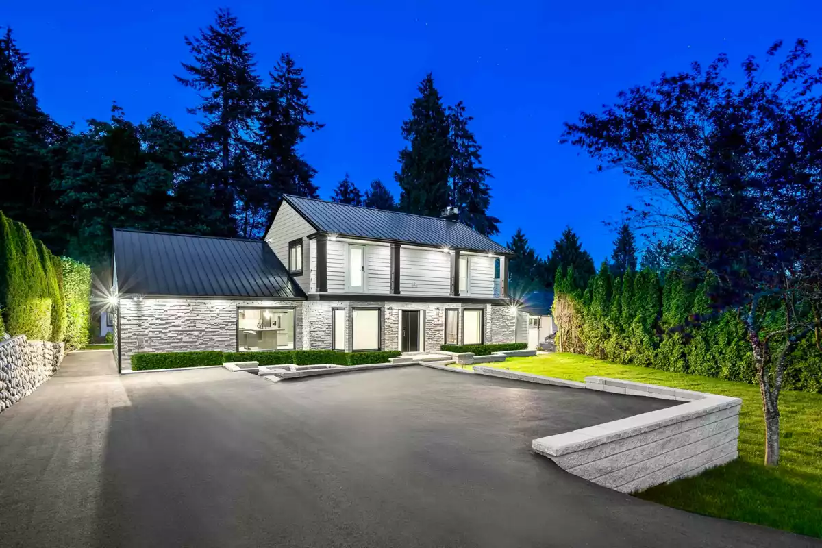 Street View Photo of 2050 Westdean Crescent, West Vancouver, BC