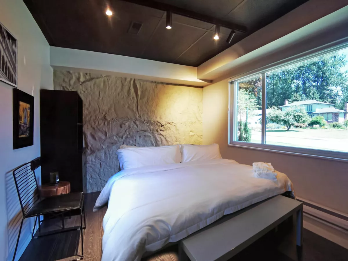 Hot Tub / Spa Photo of 3155 Cardinal Drive, Burnaby, BC