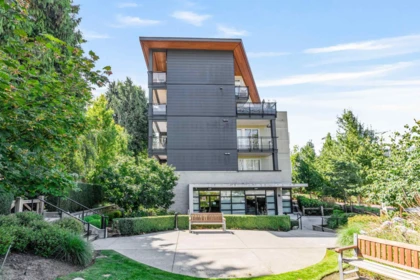 408 13919 Fraser Highway, Surrey, BC, Surrey — Apartment/Condo for sale