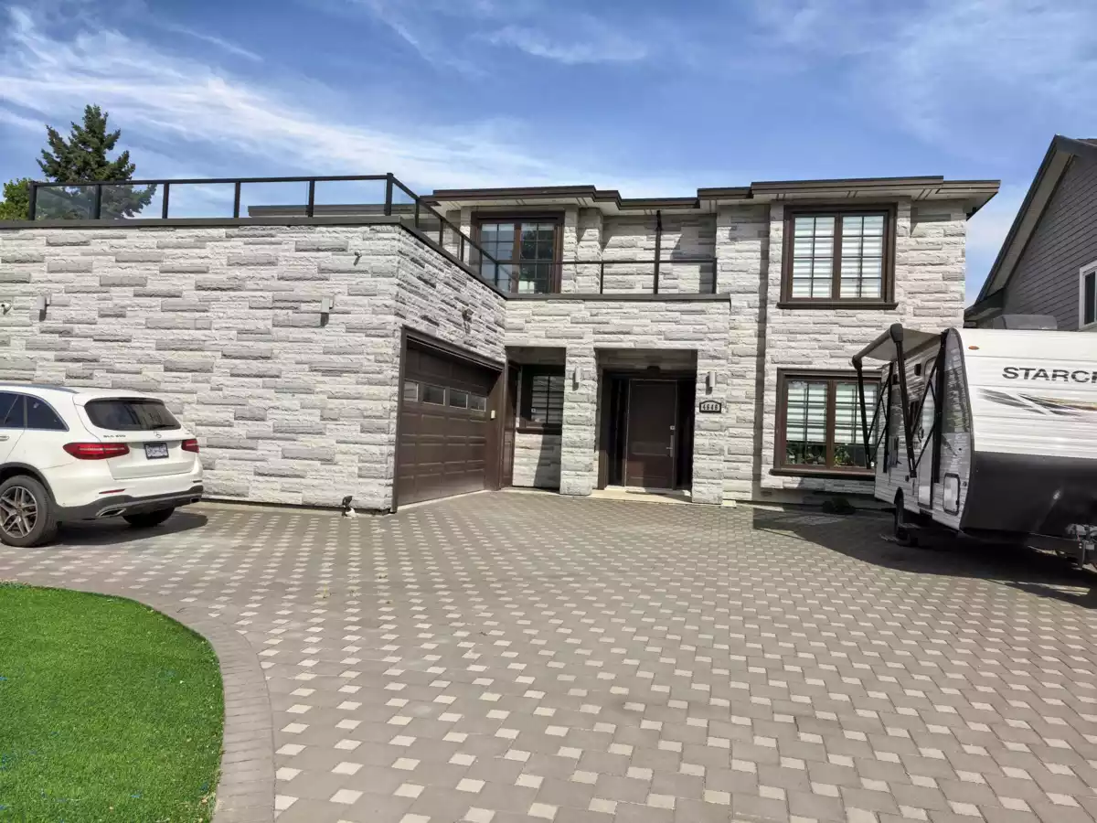 Exterior Front Photo of 4646 48b Street, Delta, BC