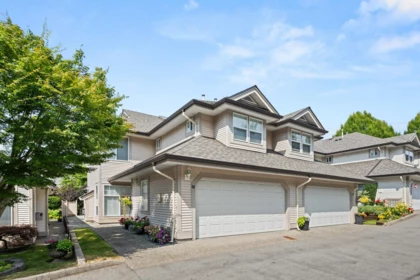 56 9025 216 Street, Langley, BC, Langley — Townhouse for sale