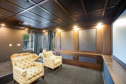 Primary Bedroom Photo of 1526 Chippendale Court, West Vancouver, BC