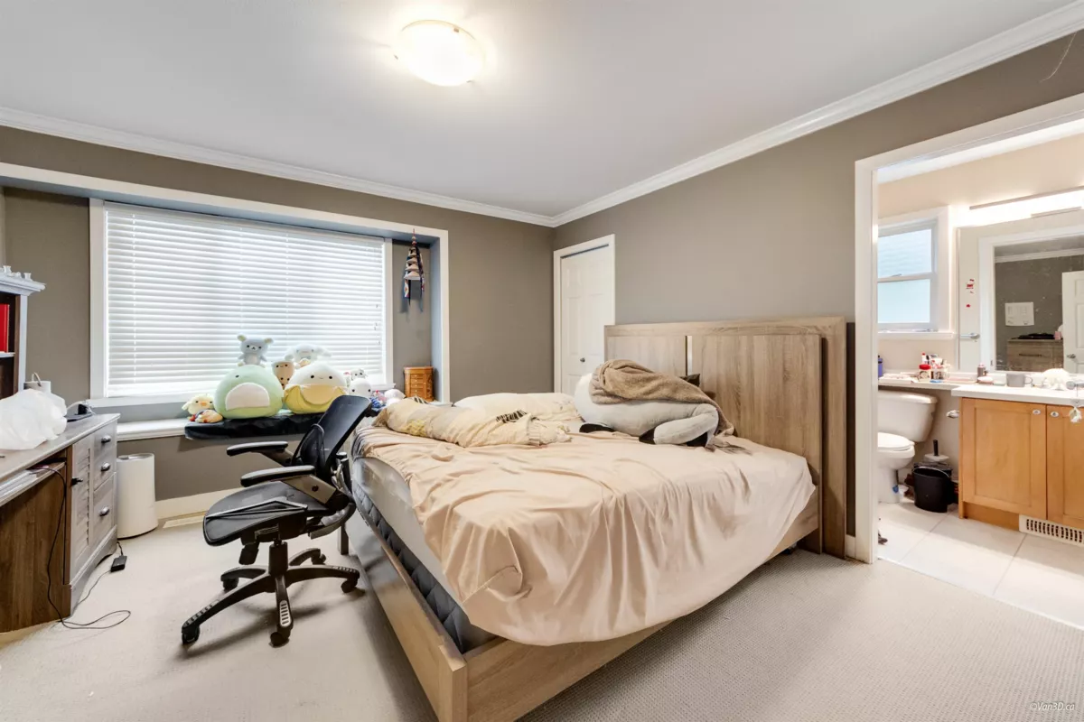 Bedroom 3 Photo of 19650 73a Avenue, Langley, BC