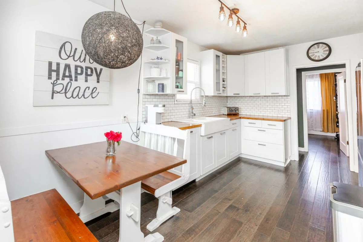 Pantry Photo of 33479 5 Avenue, Mission, BC