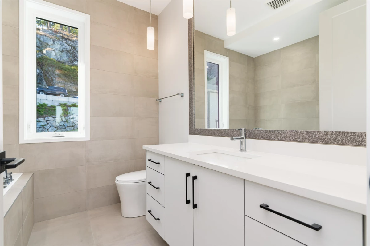 Outdoor Deck Photo of 239 Shore Lane, Bowen Island, BC