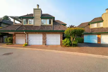 3945 Creekside Place, Burnaby, BC, Burnaby — Townhouse for sale