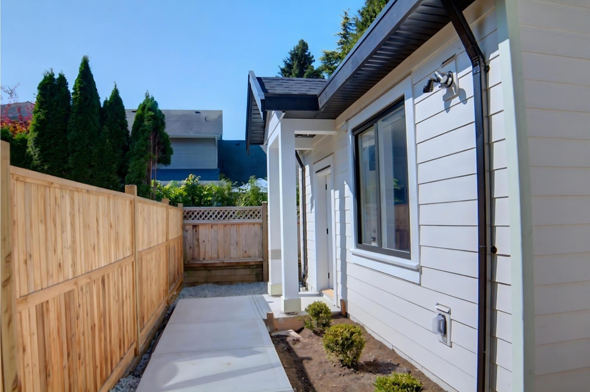 Powder Room Photo of 5169 57 Street, Ladner, BC