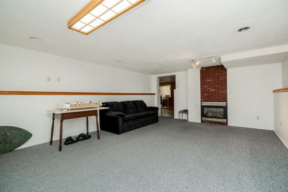 Entry Foyer Photo of 5388 Halley Avenue, Burnaby, BC