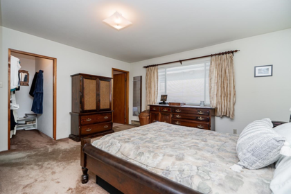 Walk-In Closet Photo of 5388 Halley Avenue, Burnaby, BC