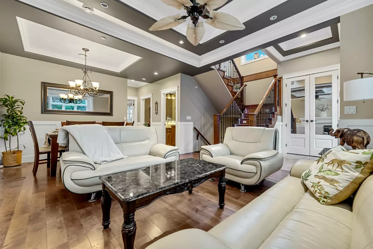 Dining Area Photo of 136 E 59th Avenue, Vancouver, BC
