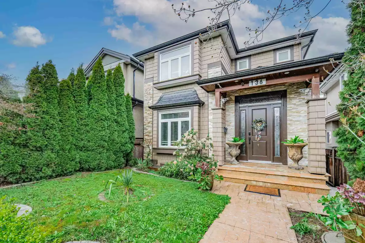 Exterior Rear Photo of 136 E 59th Avenue, Vancouver, BC