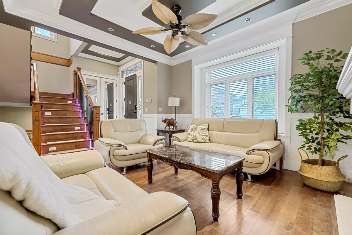 Kitchen Photo of 136 E 59th Avenue, Vancouver, BC