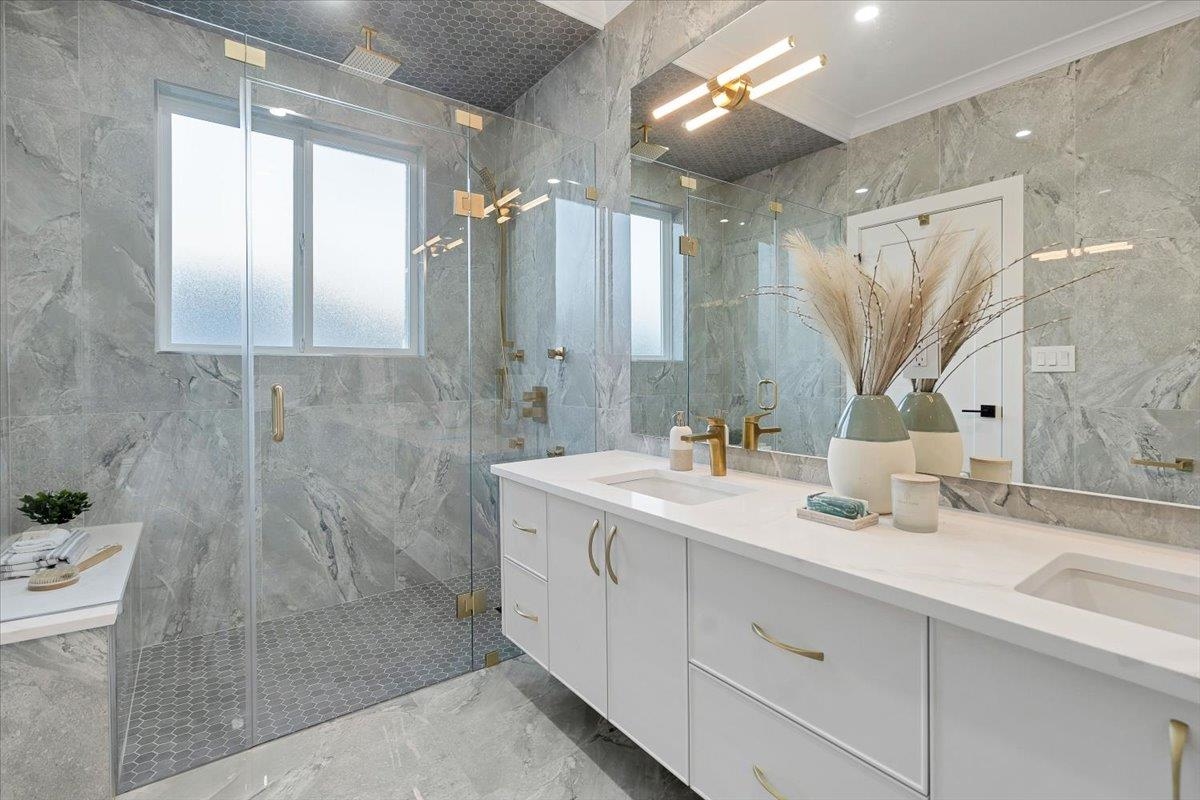 Hallway Photo of 7145 204a Street, Langley, BC