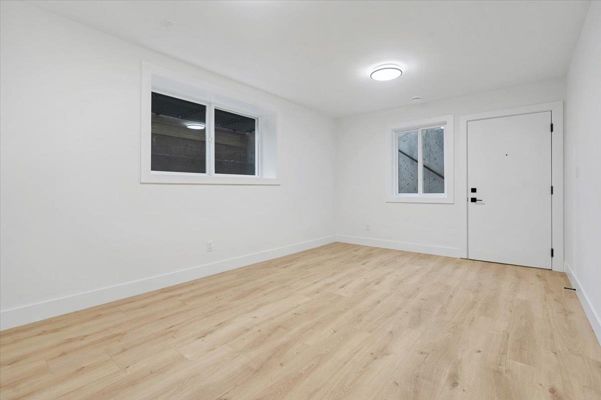 Hot Tub / Spa Photo of 7145 204a Street, Langley, BC