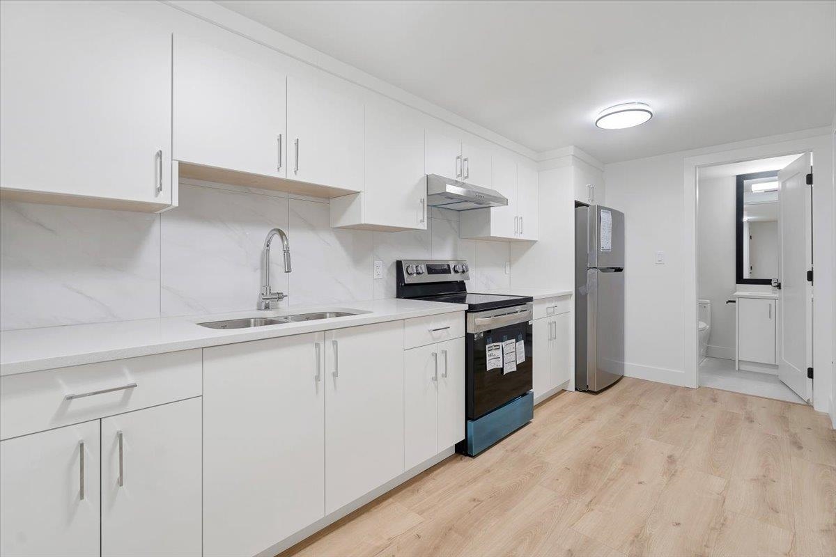 Outdoor Kitchen Photo of 7145 204a Street, Langley, BC