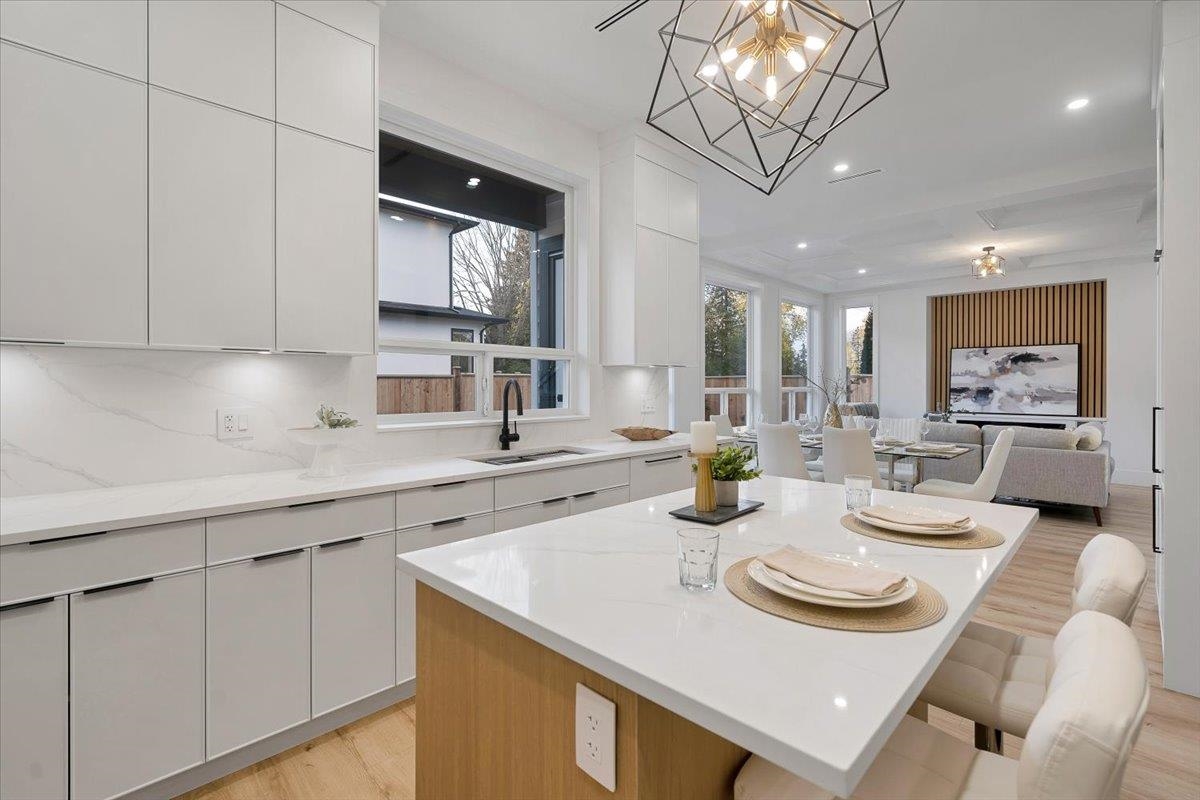 Powder Room Photo of 7145 204a Street, Langley, BC