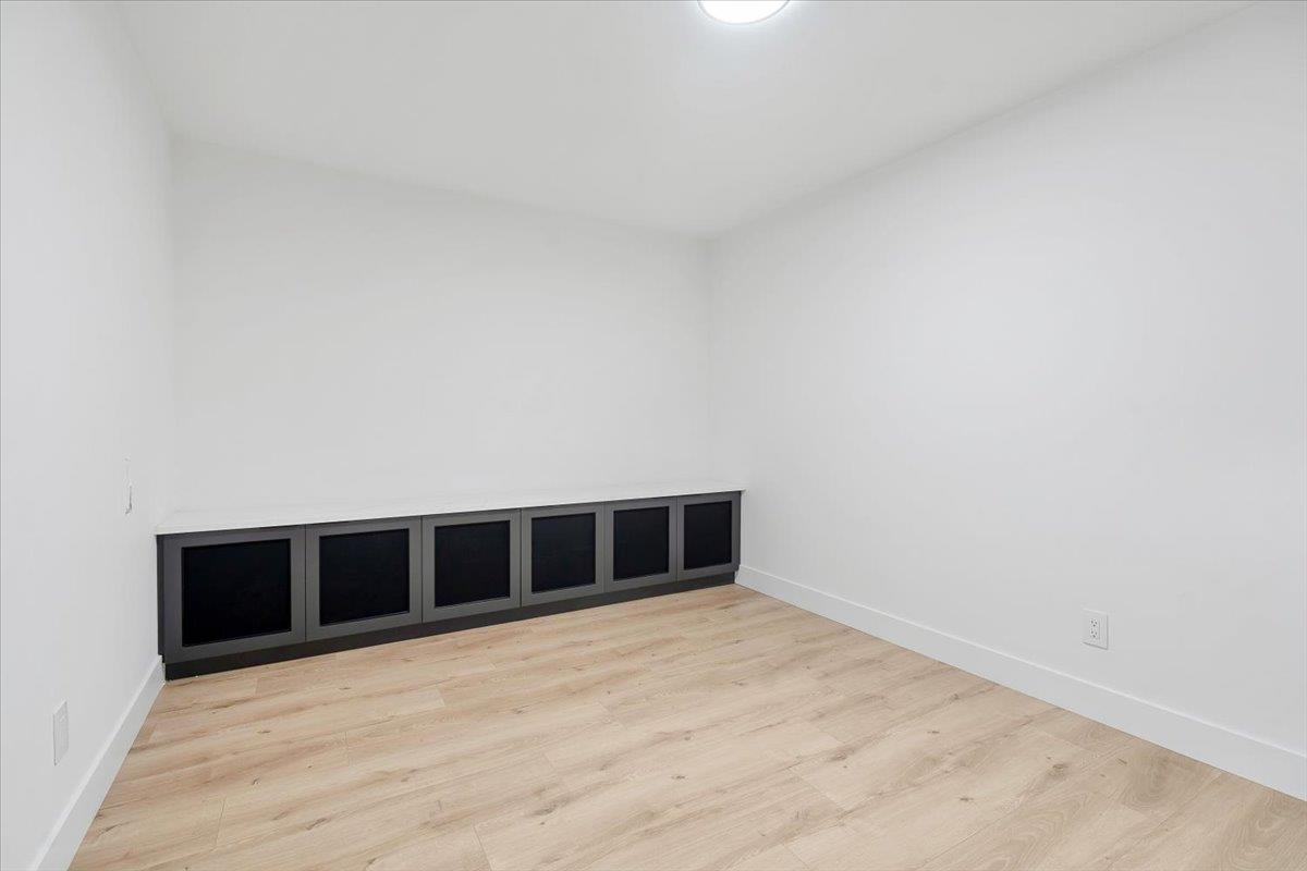 Swimming Pool Photo of 7145 204a Street, Langley, BC