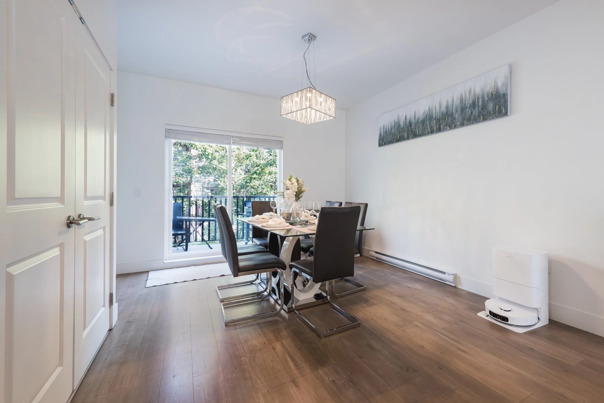 Breakfast Nook Photo of 406 2267 Mckenzie Road, Abbotsford, BC