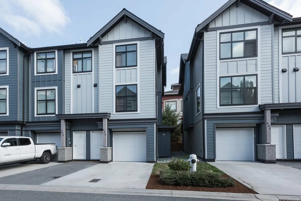 Staircase Photo of 406 2267 Mckenzie Road, Abbotsford, BC