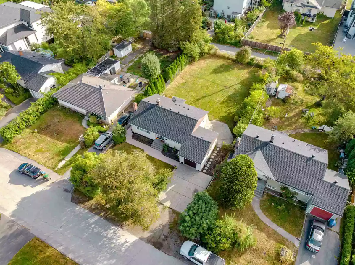 Breakfast Nook Photo of 11056 135a Street, Surrey, BC