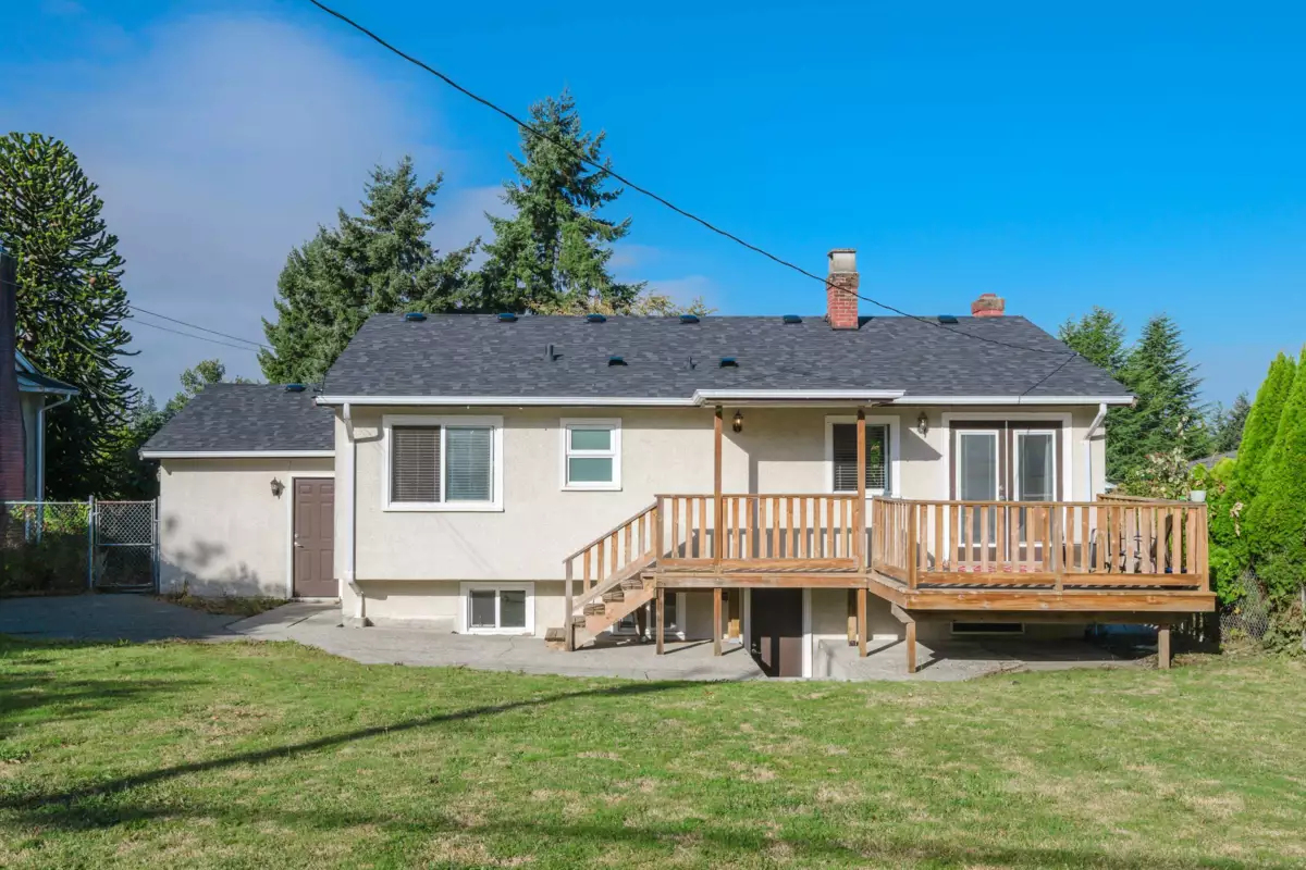 Community Amenities Photo (Clubhouse) of 11056 135a Street, Surrey, BC