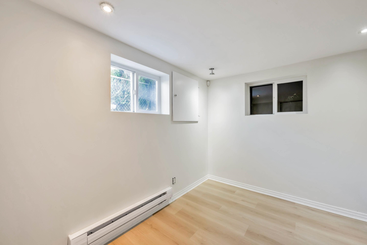 Garden / Landscaping Photo of 11056 135a Street, Surrey, BC