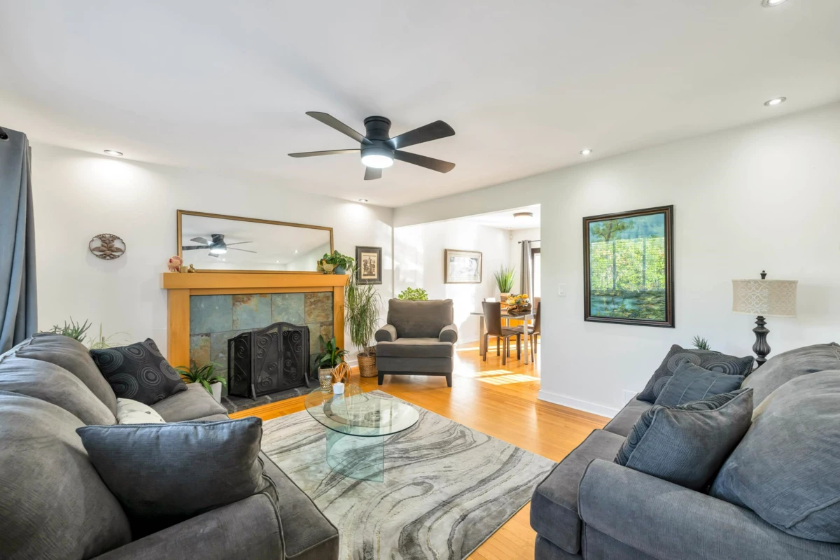 Walk-In Closet Photo of 11056 135a Street, Surrey, BC