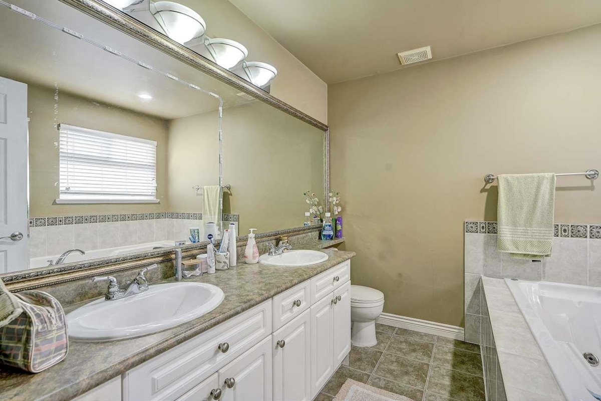 Garage Interior Photo of 7869 147a Street, Surrey, BC