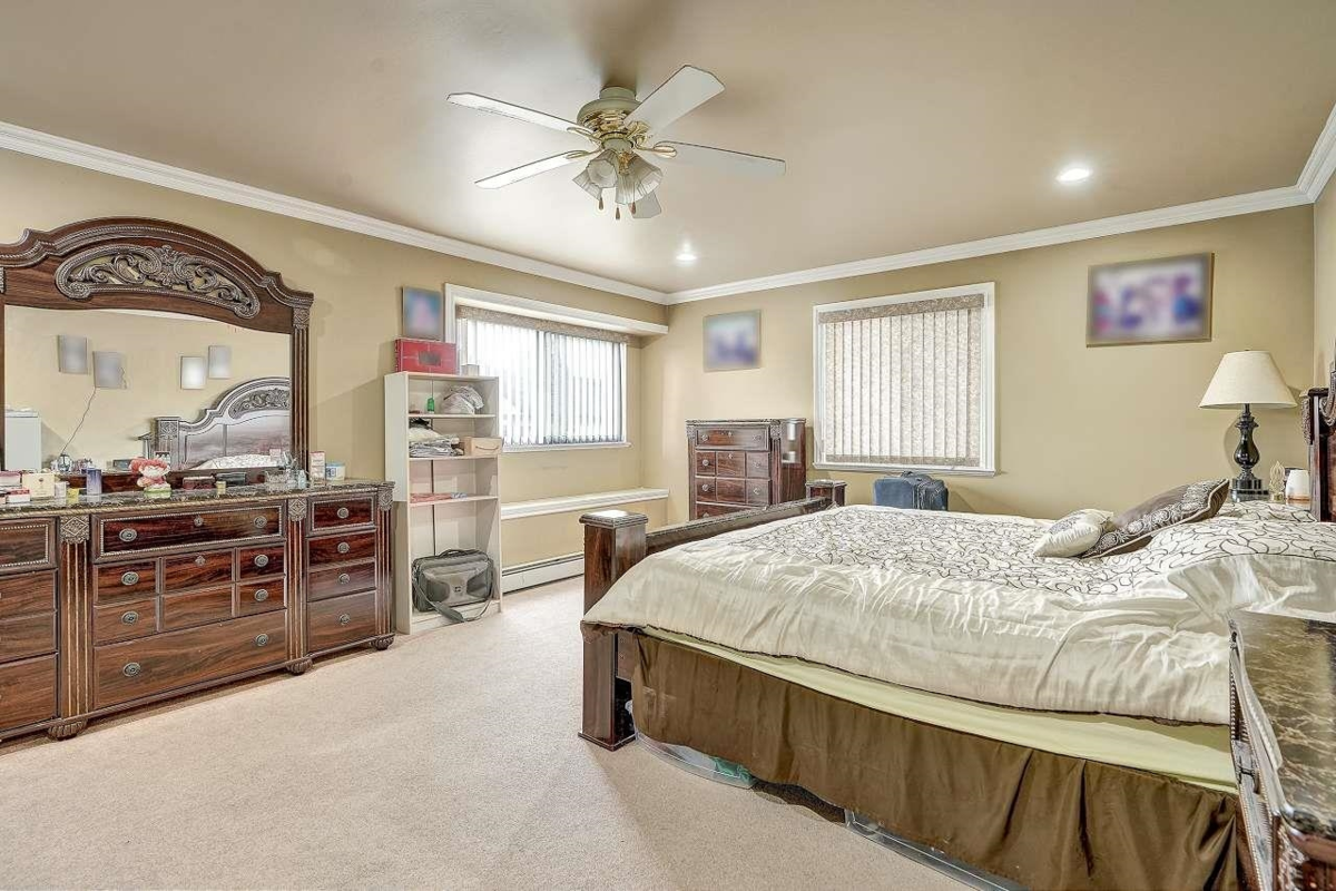 Staircase Photo of 7869 147a Street, Surrey, BC