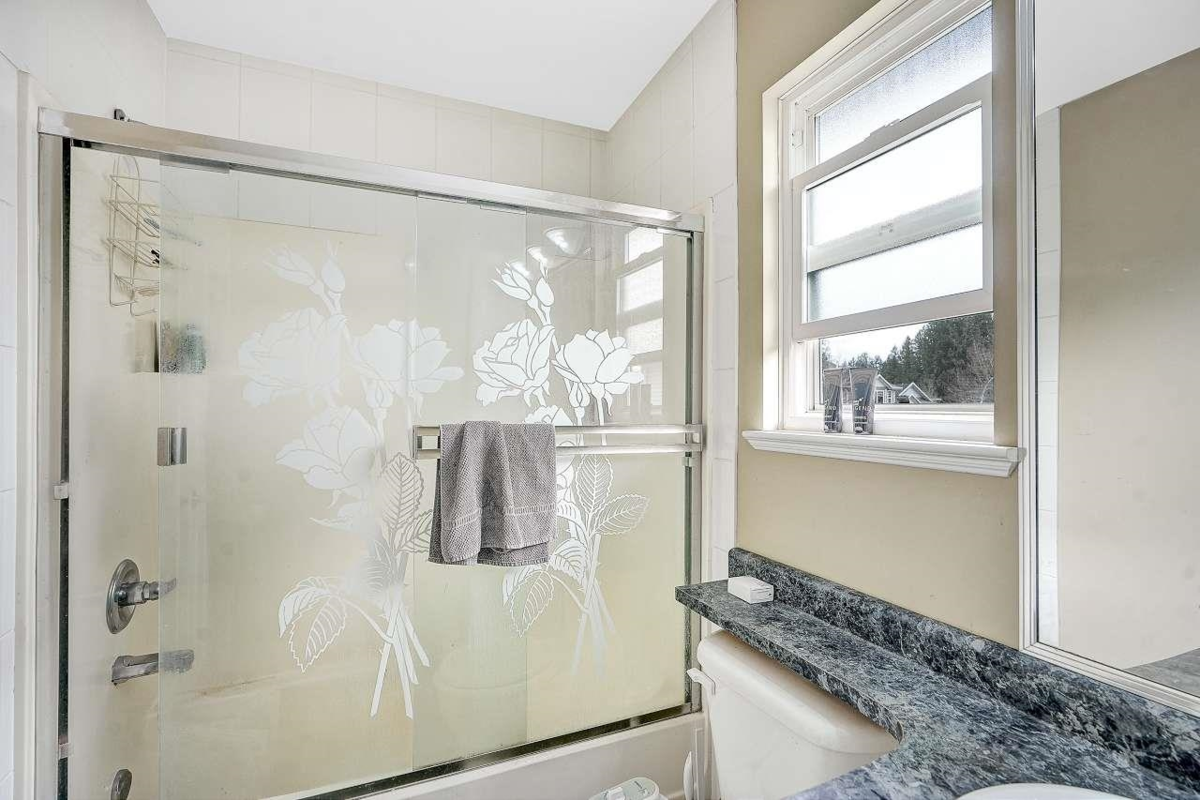 Swimming Pool Photo of 7869 147a Street, Surrey, BC