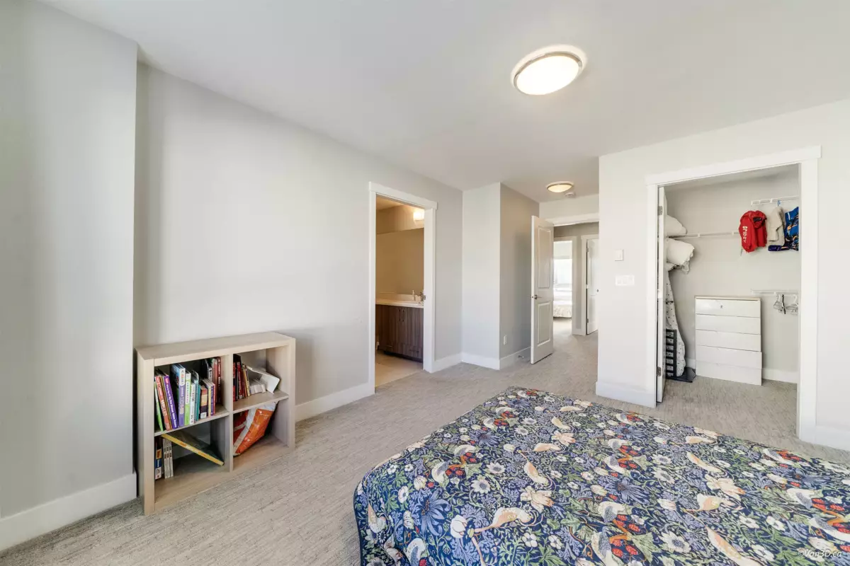 Primary Bathroom Photo of 9 6028 Maple Road, Richmond, BC